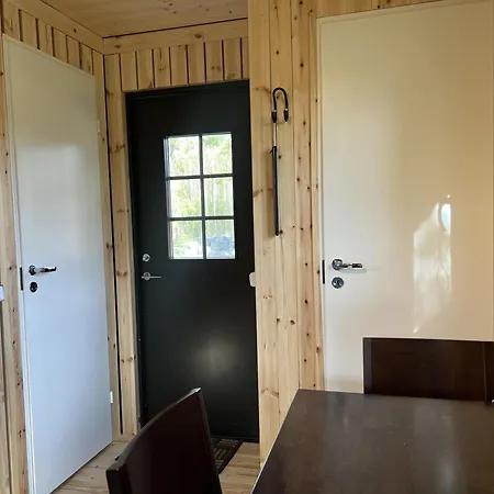 Marika Puhkekuela - Metsanurga Jaervemaja Nova