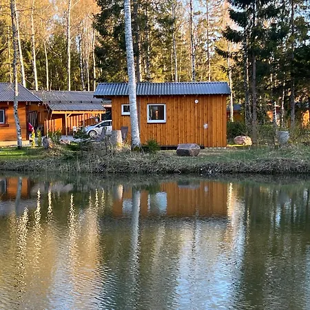 Marika Puhkekuela - Metsanurga Jaervemaja Nova